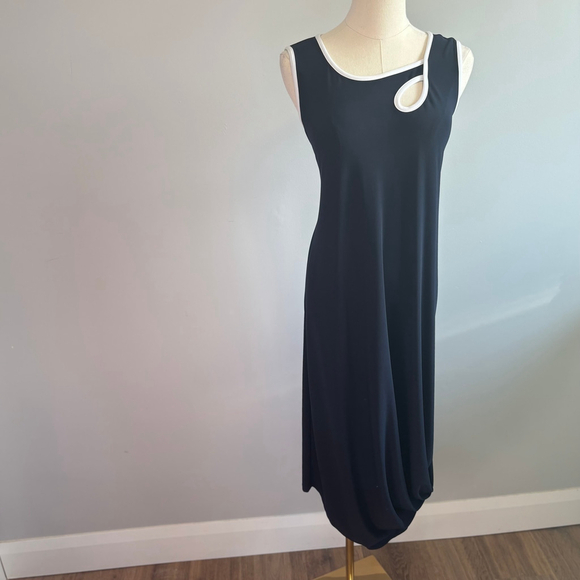 Joseph Ribkoff Dresses & Skirts - Joseph Ribkoff Women's Sleeveless Navy Blue White Piping Scoop Hem Midi Dress 8